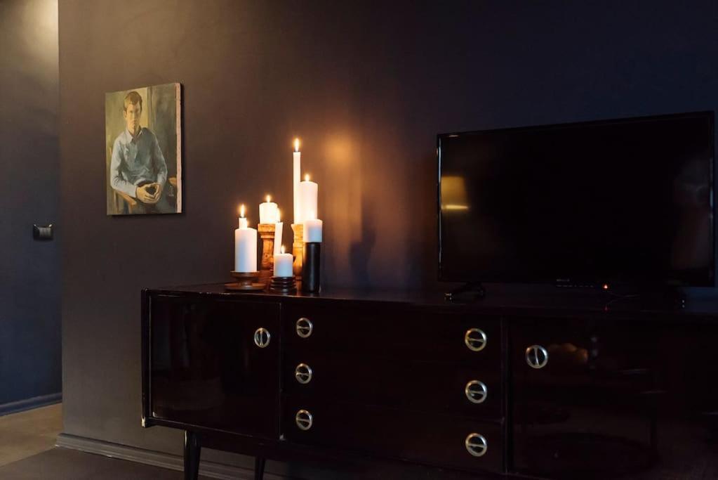 Luxury Downtown Apartment Bukares Bagian luar foto